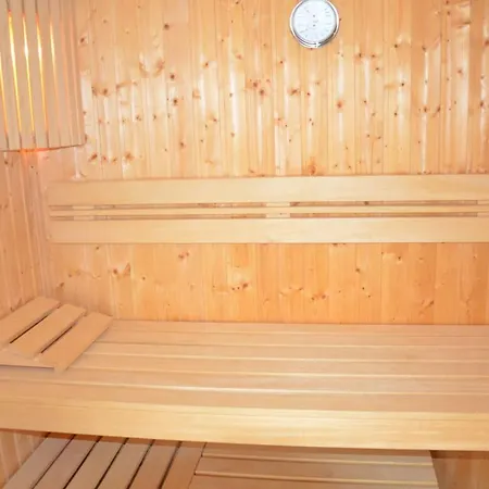 Aalhus بيت للعطل
